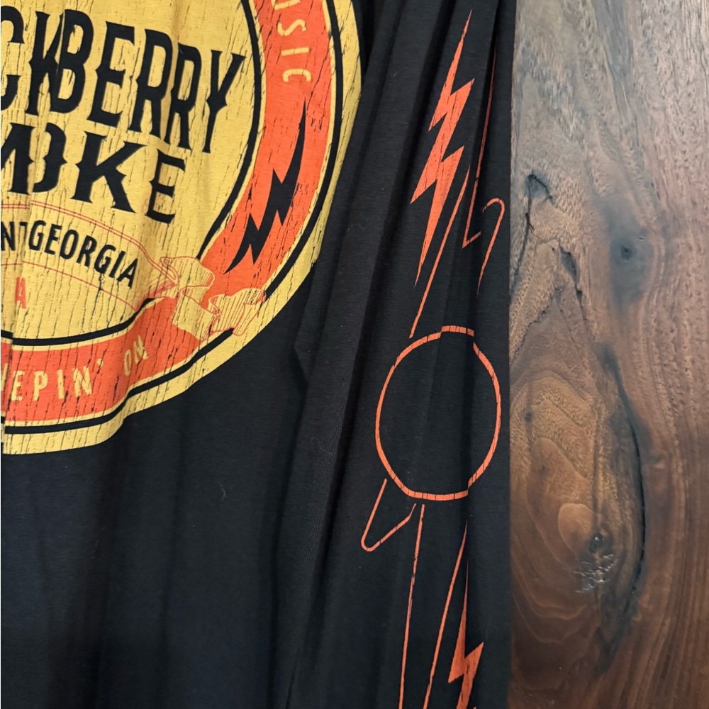 Blackberry Smoke Graphic Tee with  Vintage Logo